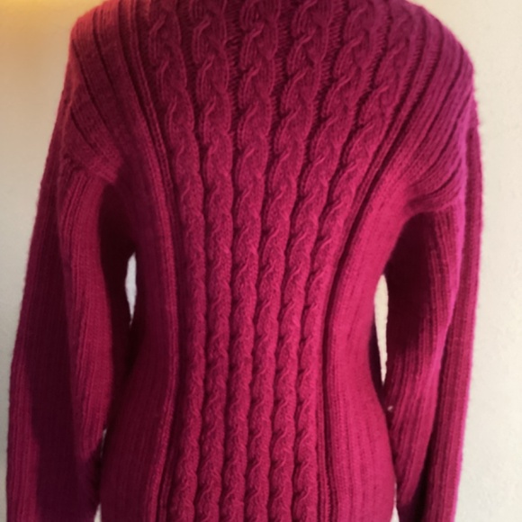 Icelandic Norwegian Wool Knit Sweater - Picture 2 of 7